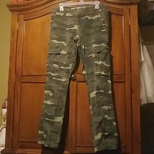 Night Train Free World Camo pants size 32